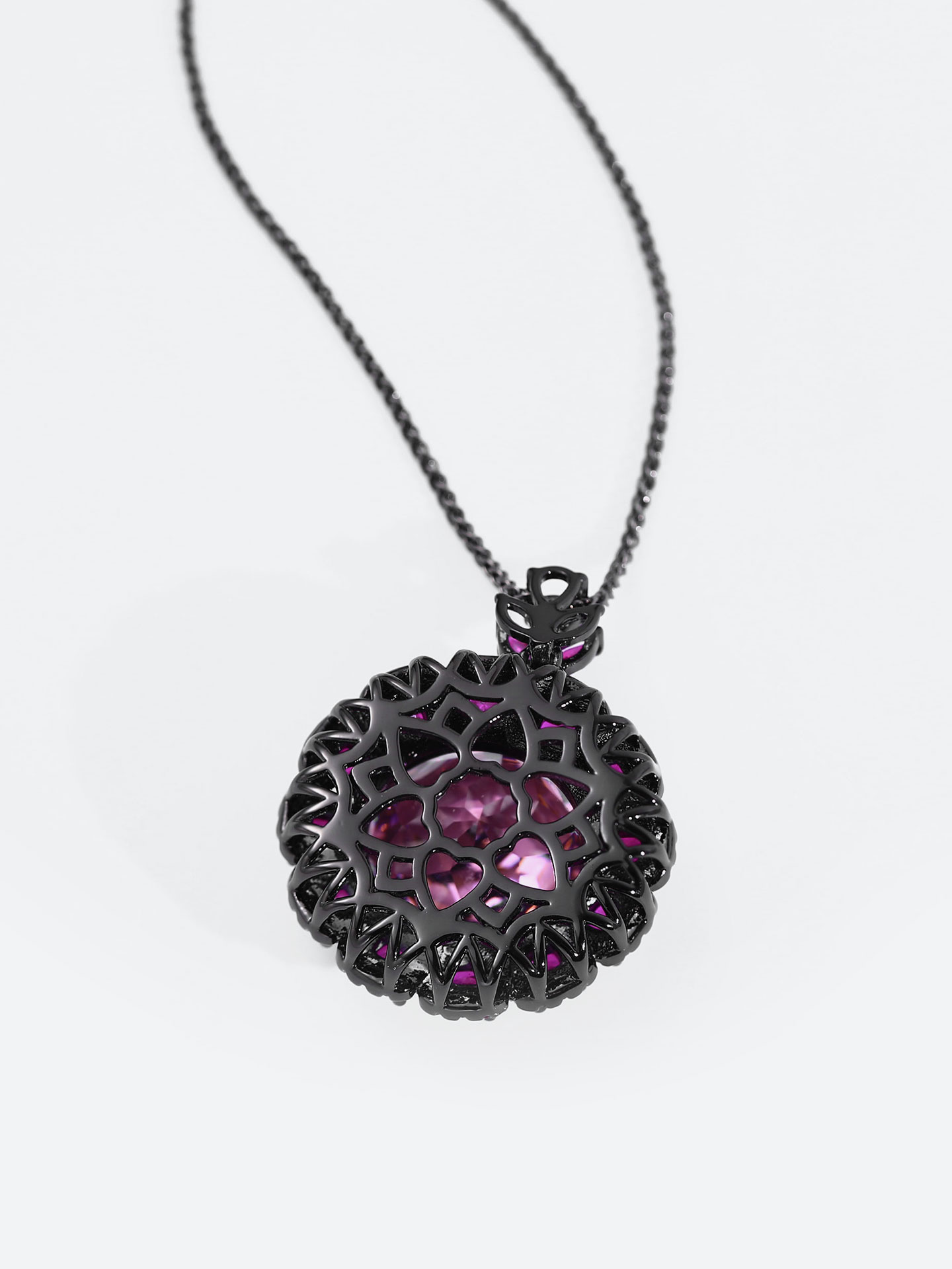 Luxury Women's Black Copper Plated Rose Red Gemstone Necklace - Image 4