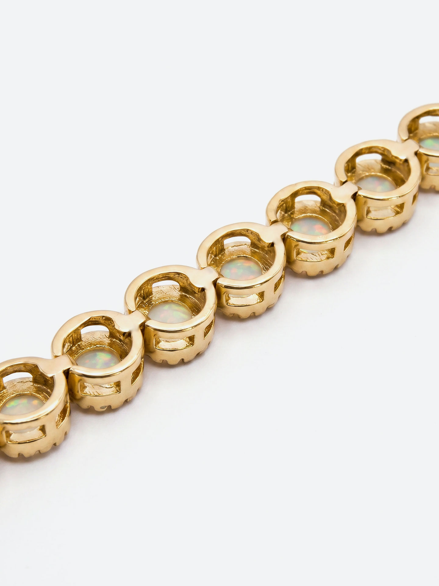 Elegant 18K Gold Plated Opal Bracelet for Women - Image 4